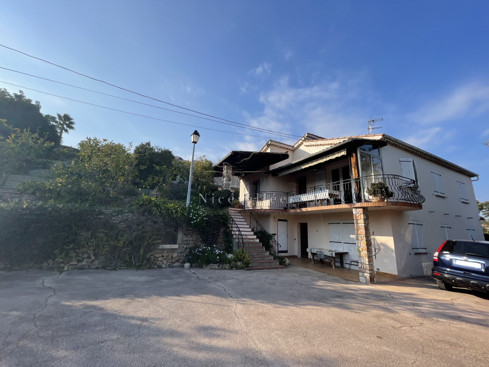 Vente Maison 158m² 8 Pièces à Antibes (06600) - Agence Nicevallees